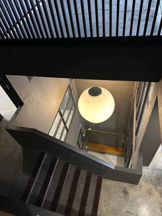 Rama 9 Soi 19 Designer Home Office: Staircase and light well