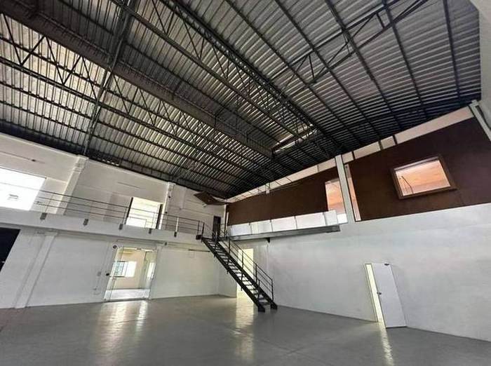 Warehouse & Office · Sukhumvit 101: High-ceiling warehouse with mezzanine