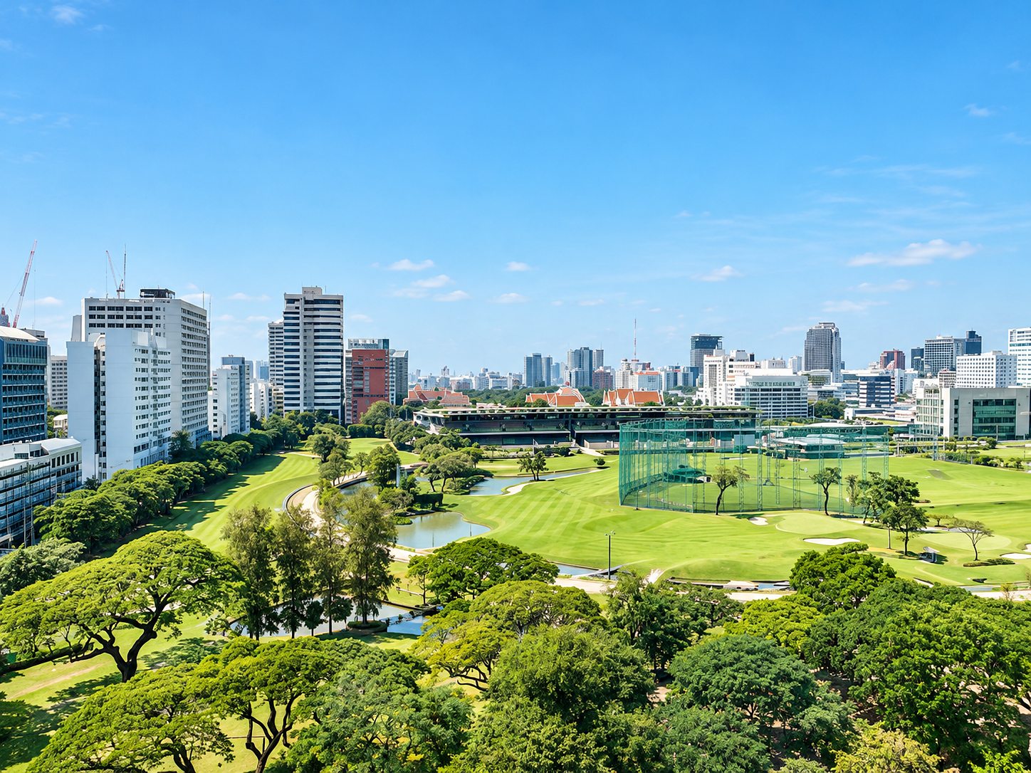 185 Rajadamri: Golf course view