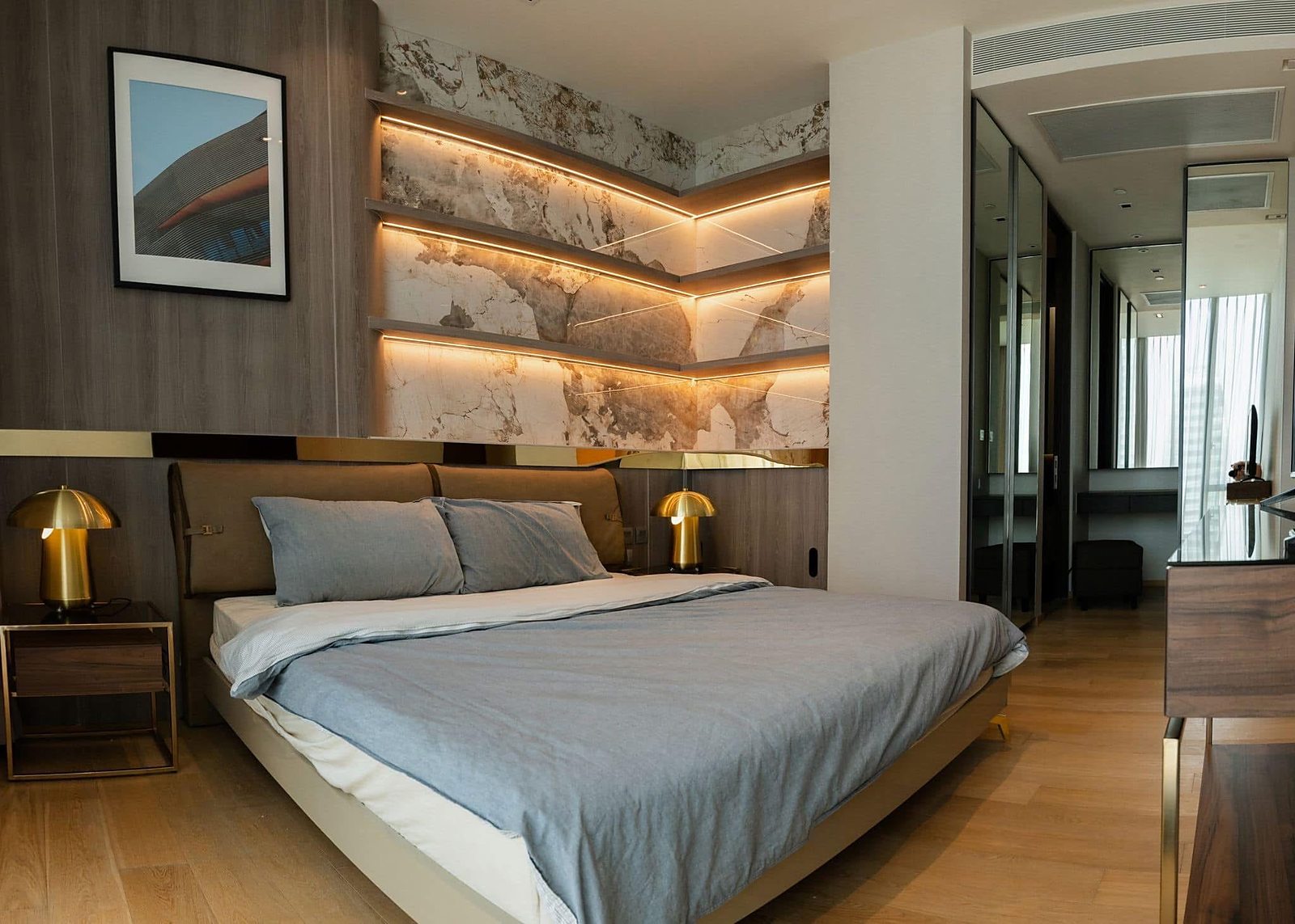 28 Chidlom: Master bedroom