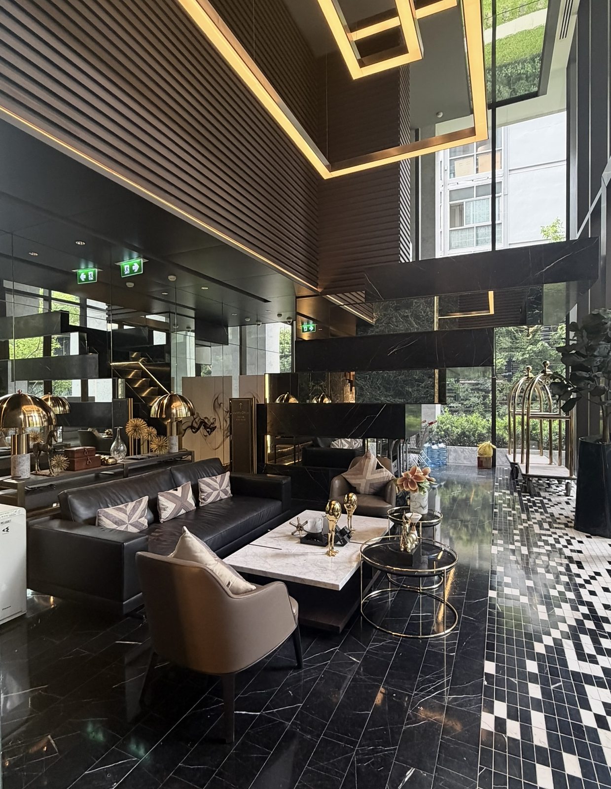 28 Chidlom: Residents' lounge
