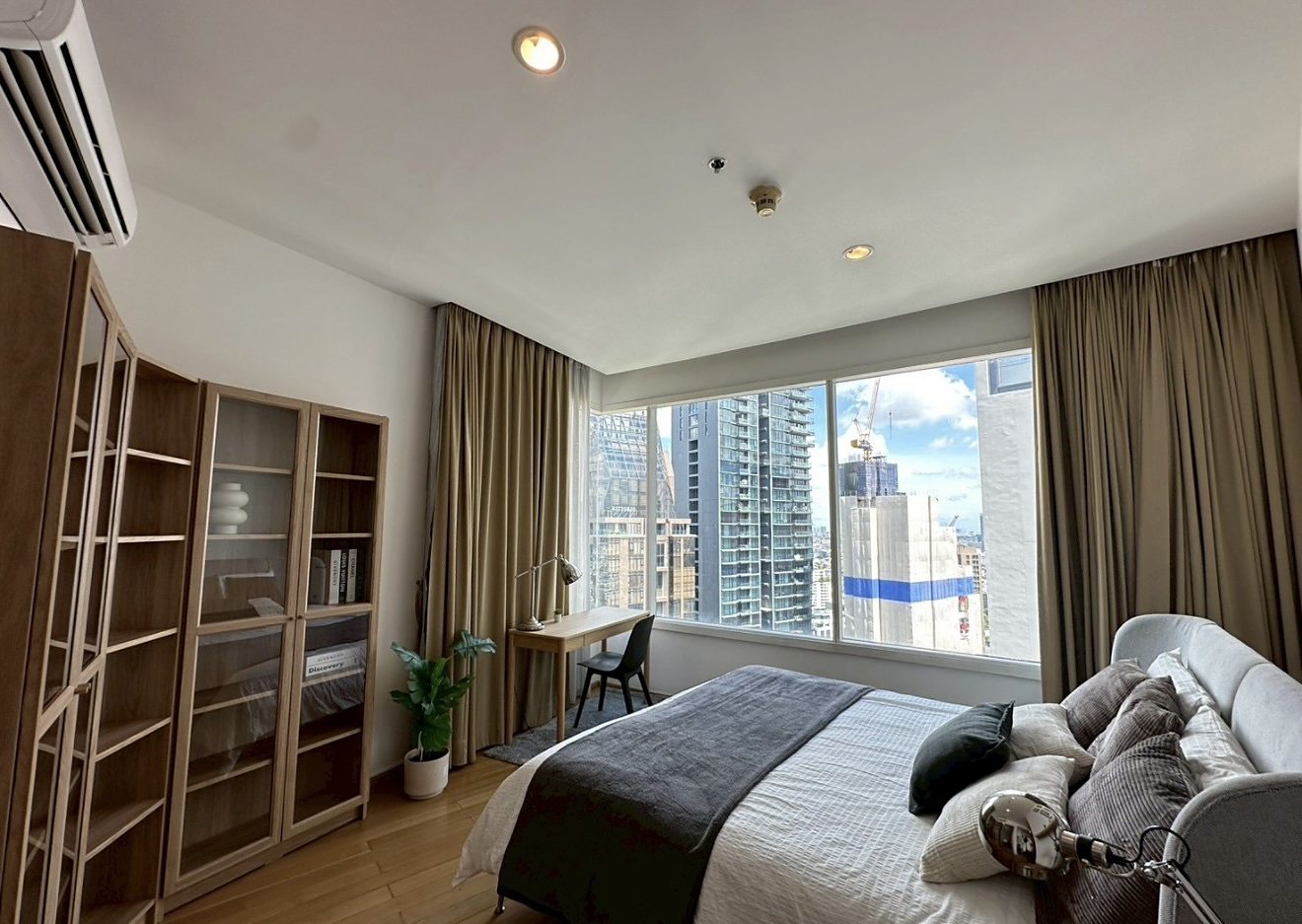 39 by Sansiri: Bedroom
