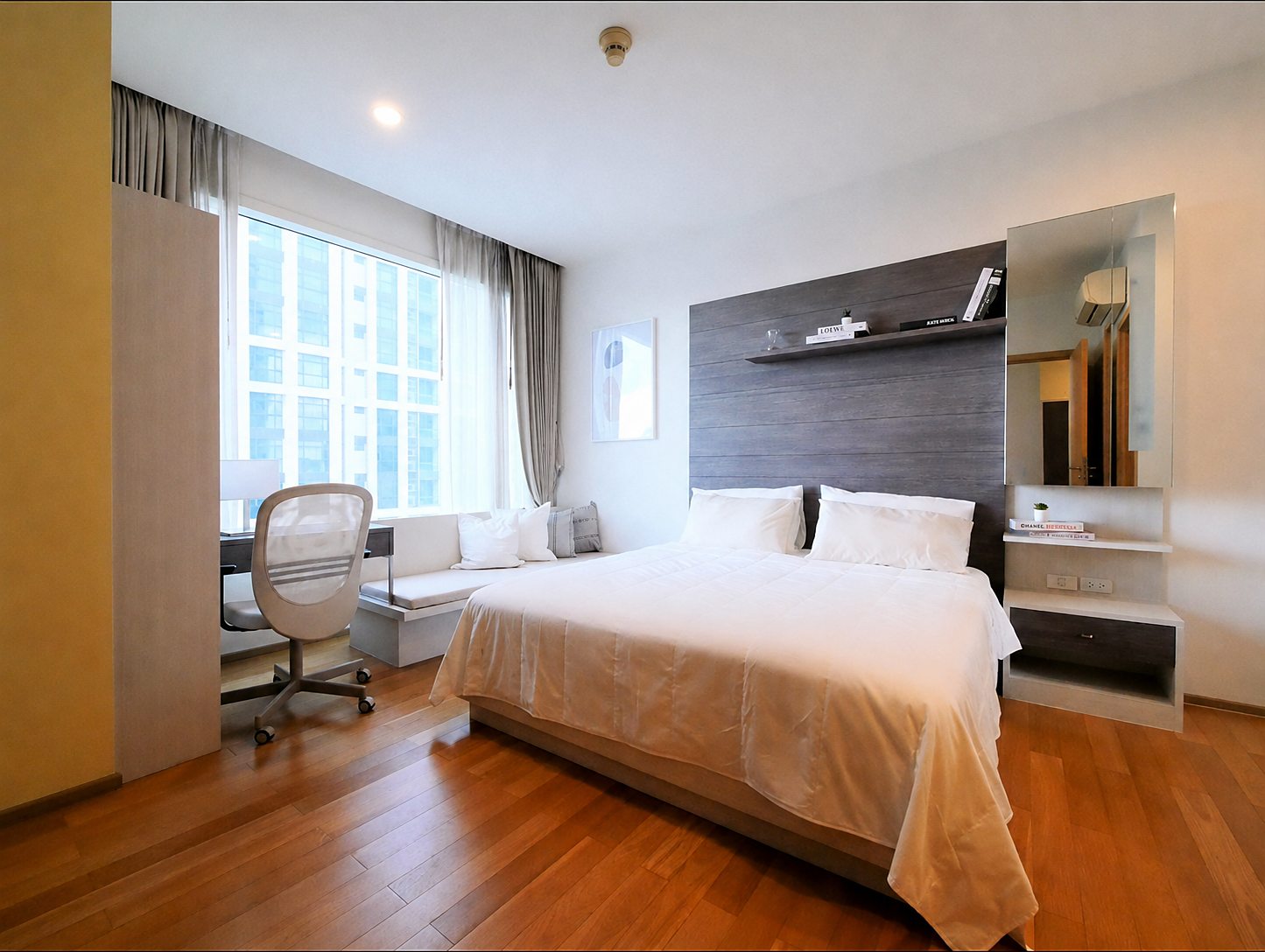 39 by Sansiri: Bedroom