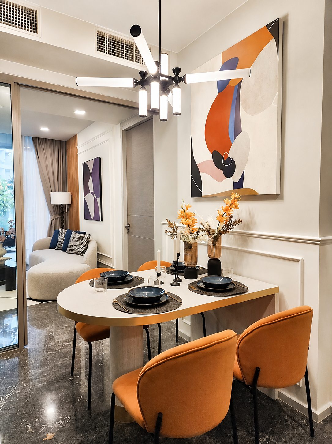Ashton Residence 41: Dining area