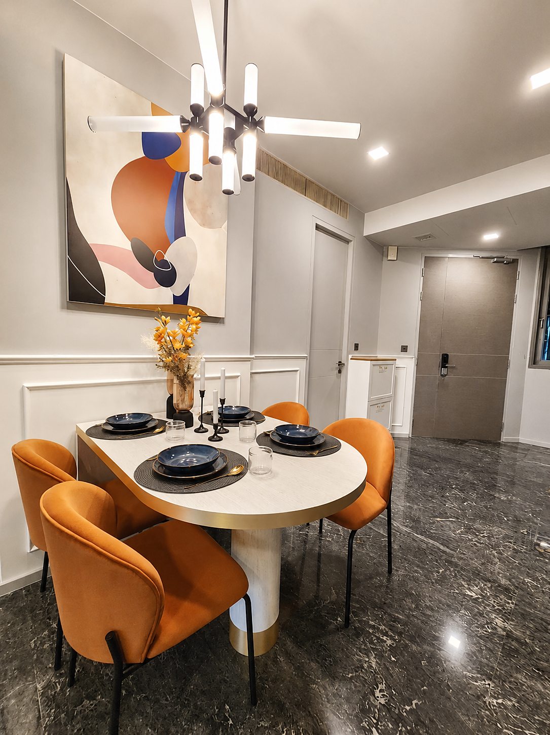 Ashton Residence 41: Dining area