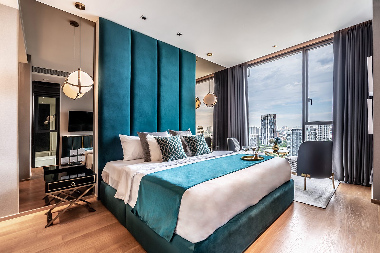 BEATNIQ Sukhumvit 32: Master bedroom