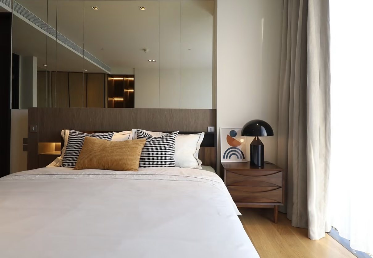 BEATNIQ Sukhumvit 32: Bedroom detail