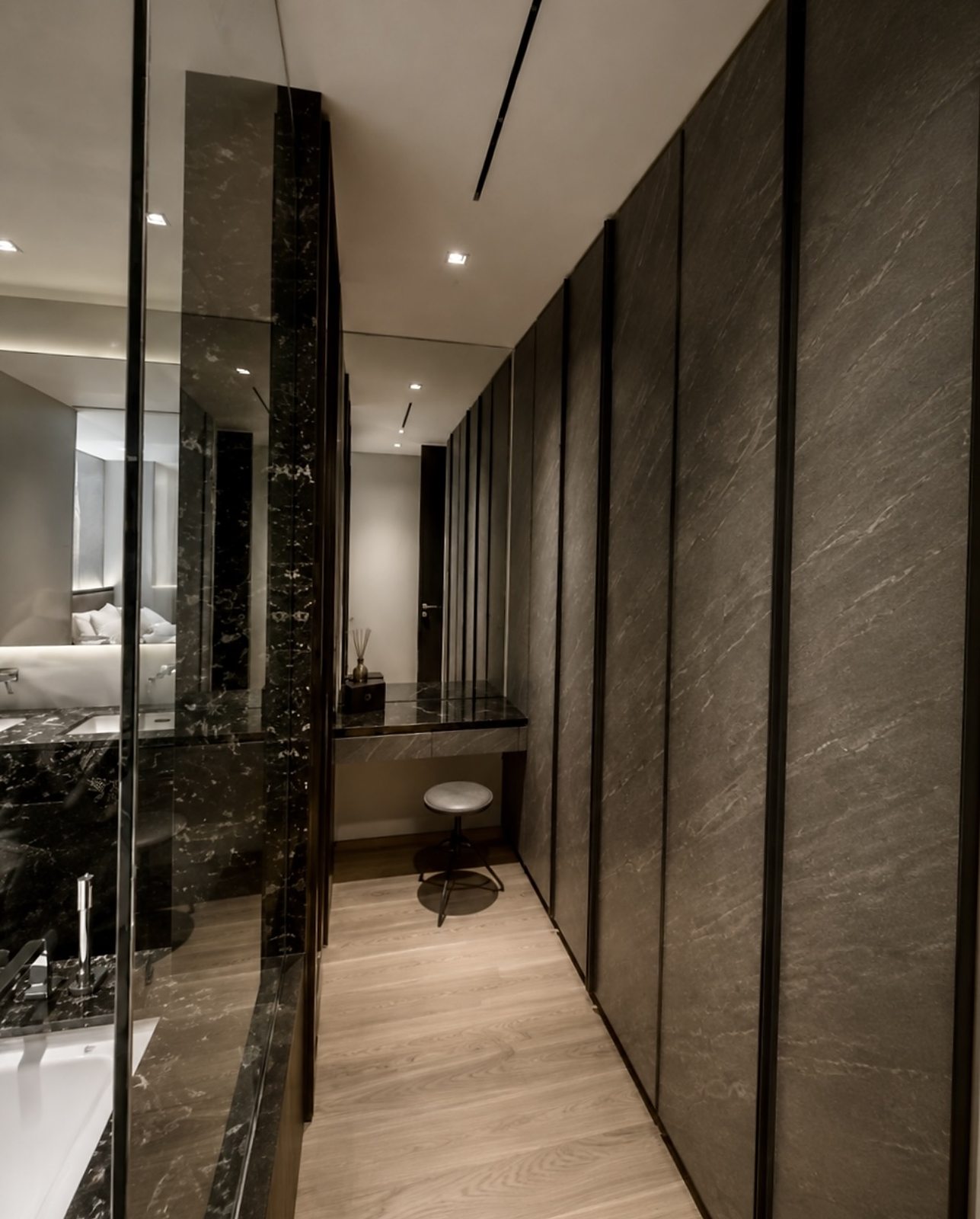 BEATNIQ Sukhumvit 32: Dressing area