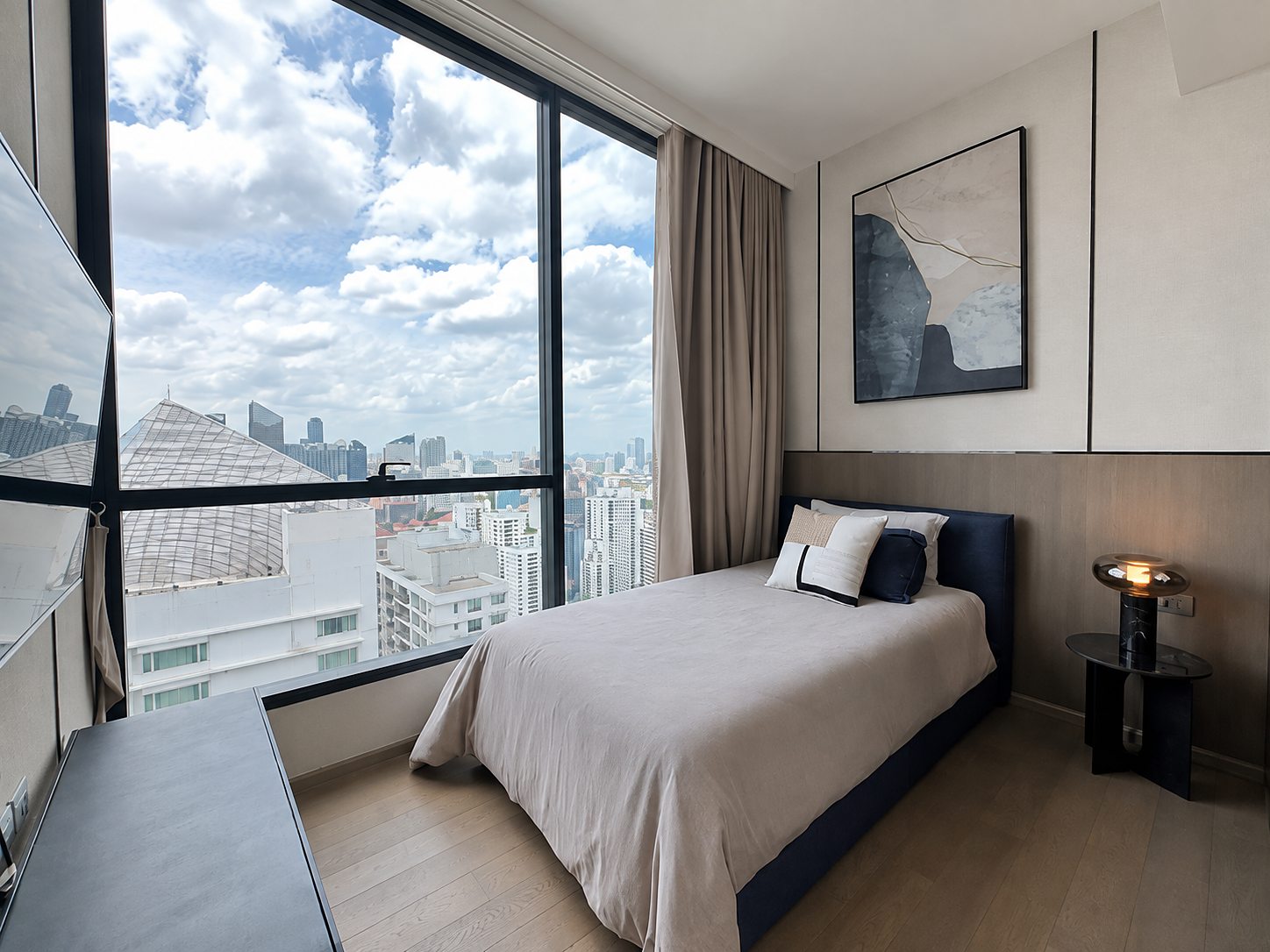 Celes Asoke: Third bedroom
