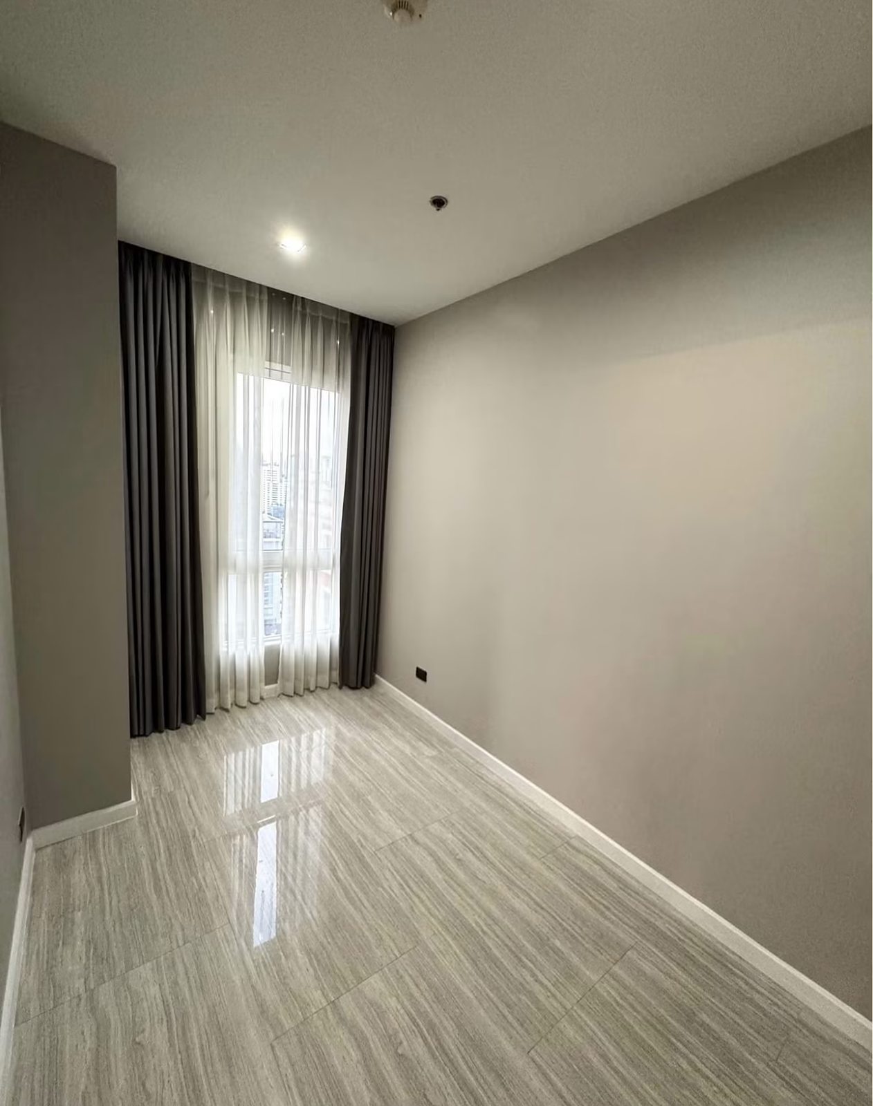 City Smart Sukhumvit 18: Spare room