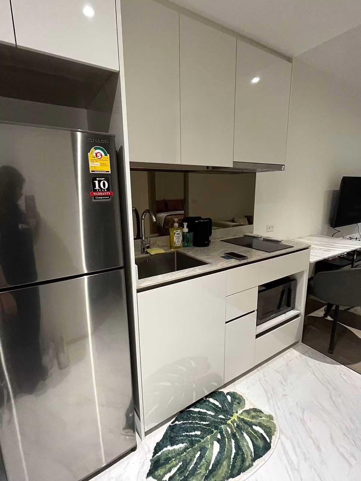 FYNN Asoke: Kitchen