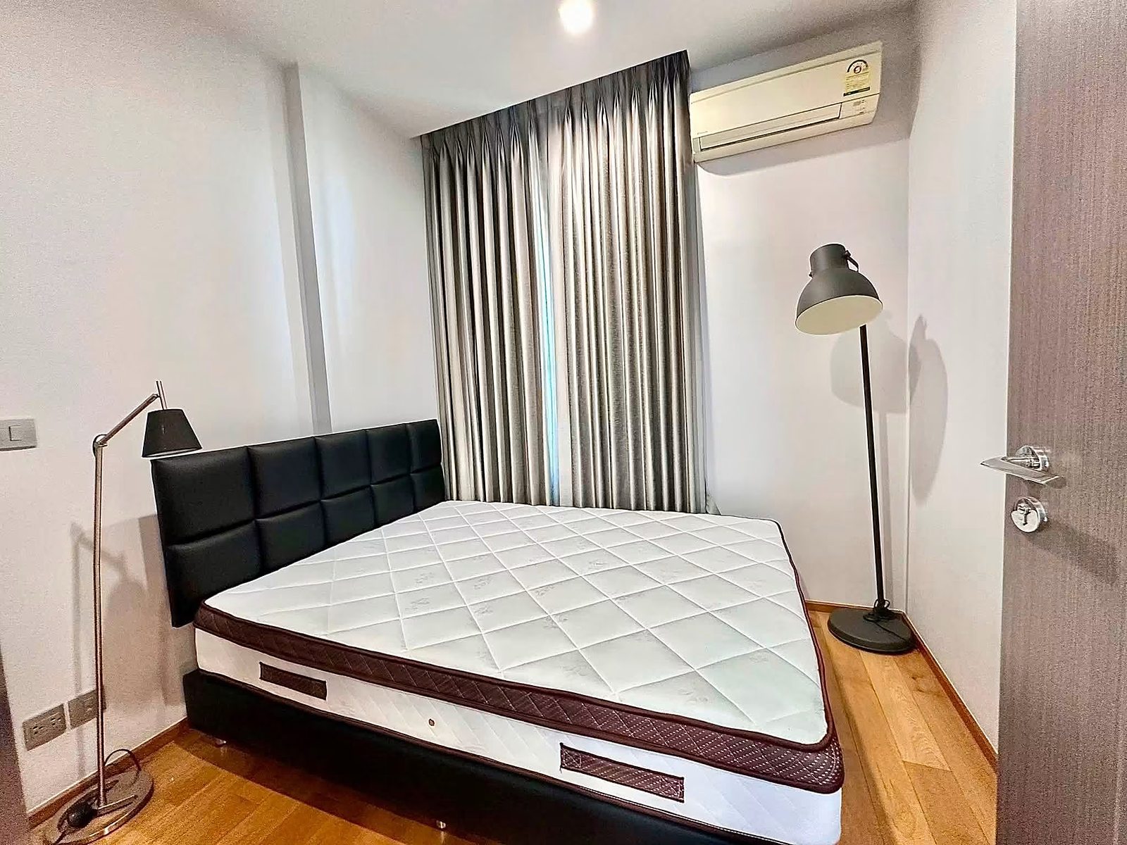 KEYNE by Sansiri: Bedroom