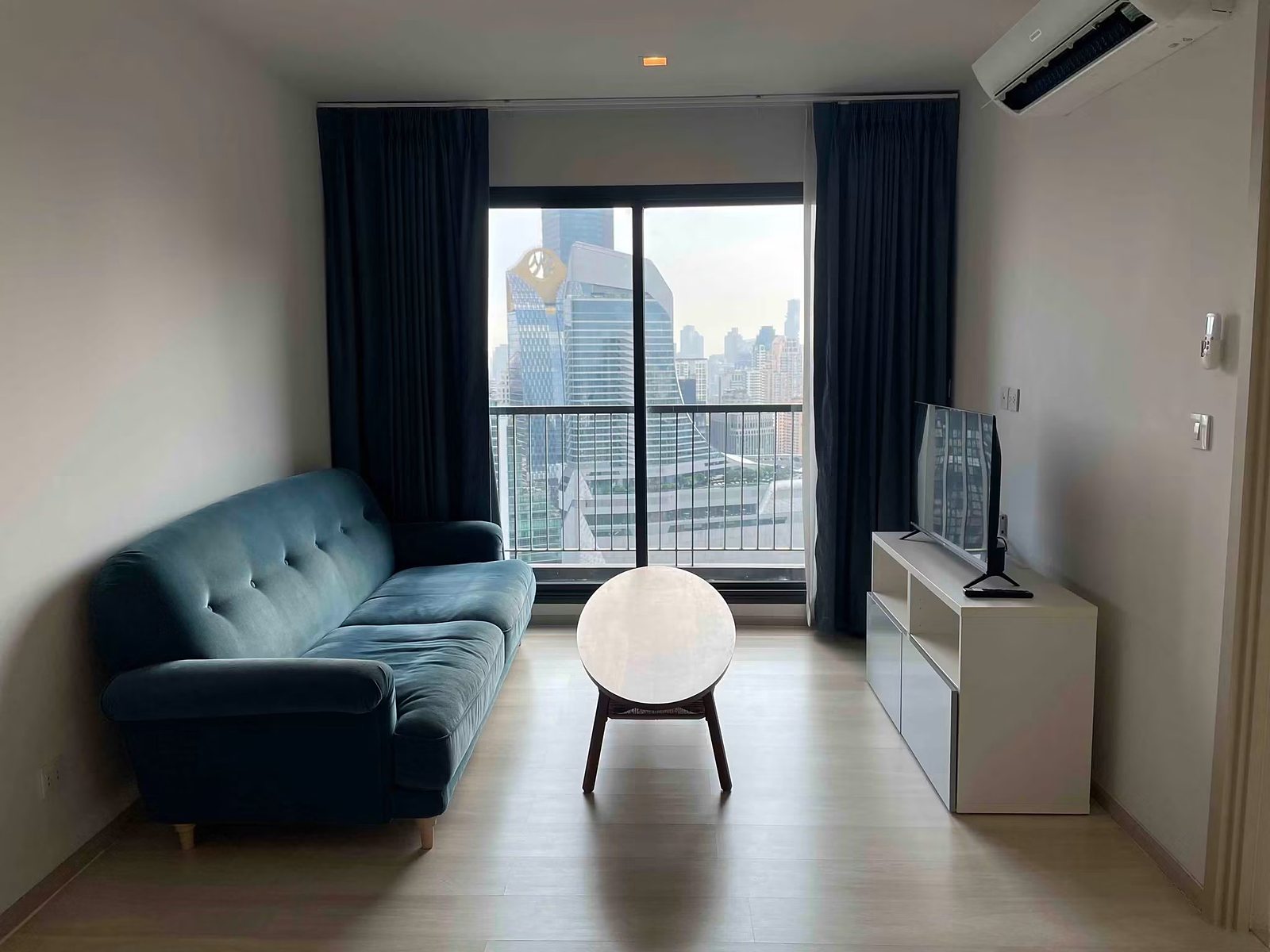 Life One Wireless: Living room
