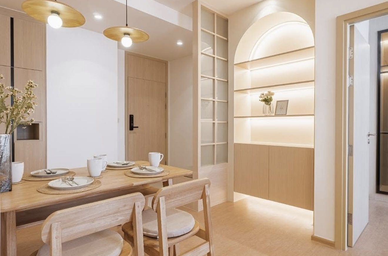 MARU Ekkamai 2: Dining area