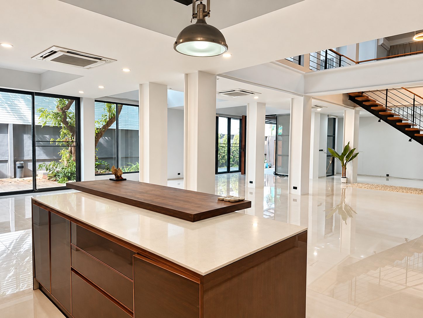 Modern Pool Villa Sukhumvit 71: Kitchen island