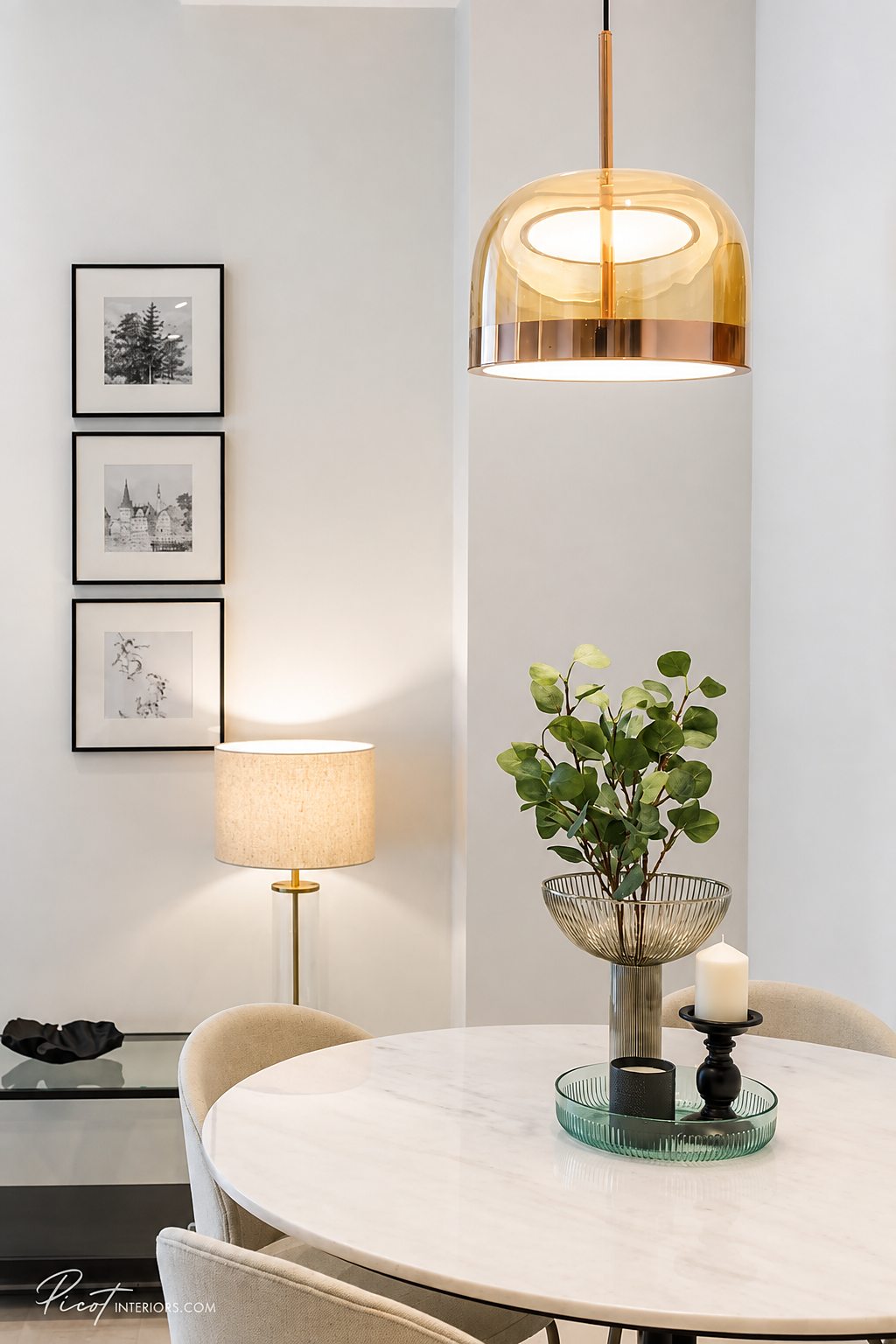 MUNIQ Langsuan: Dining corner