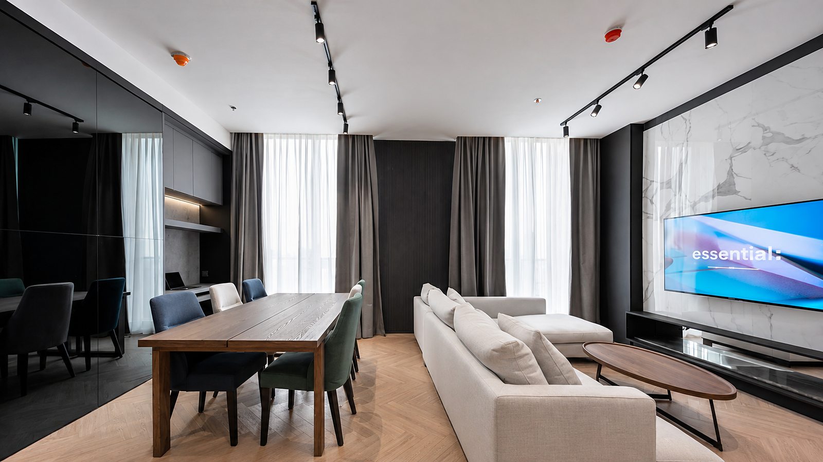 Noble BE19: Living and dining room