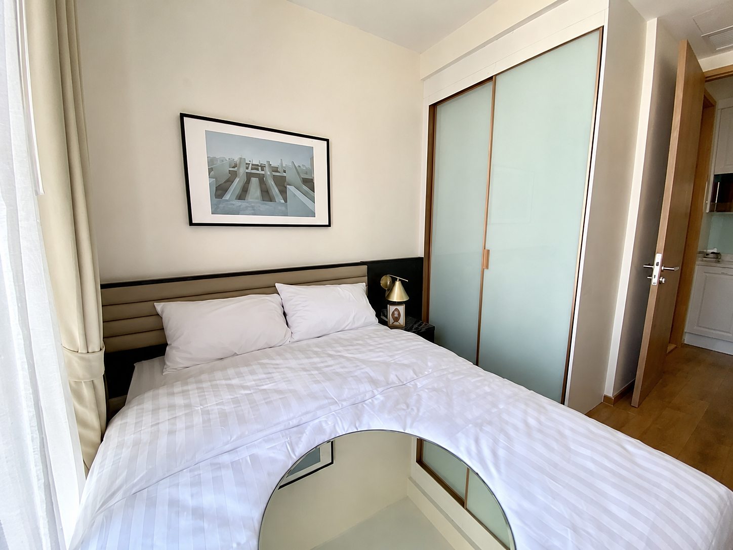 Noble BE33: Second bedroom