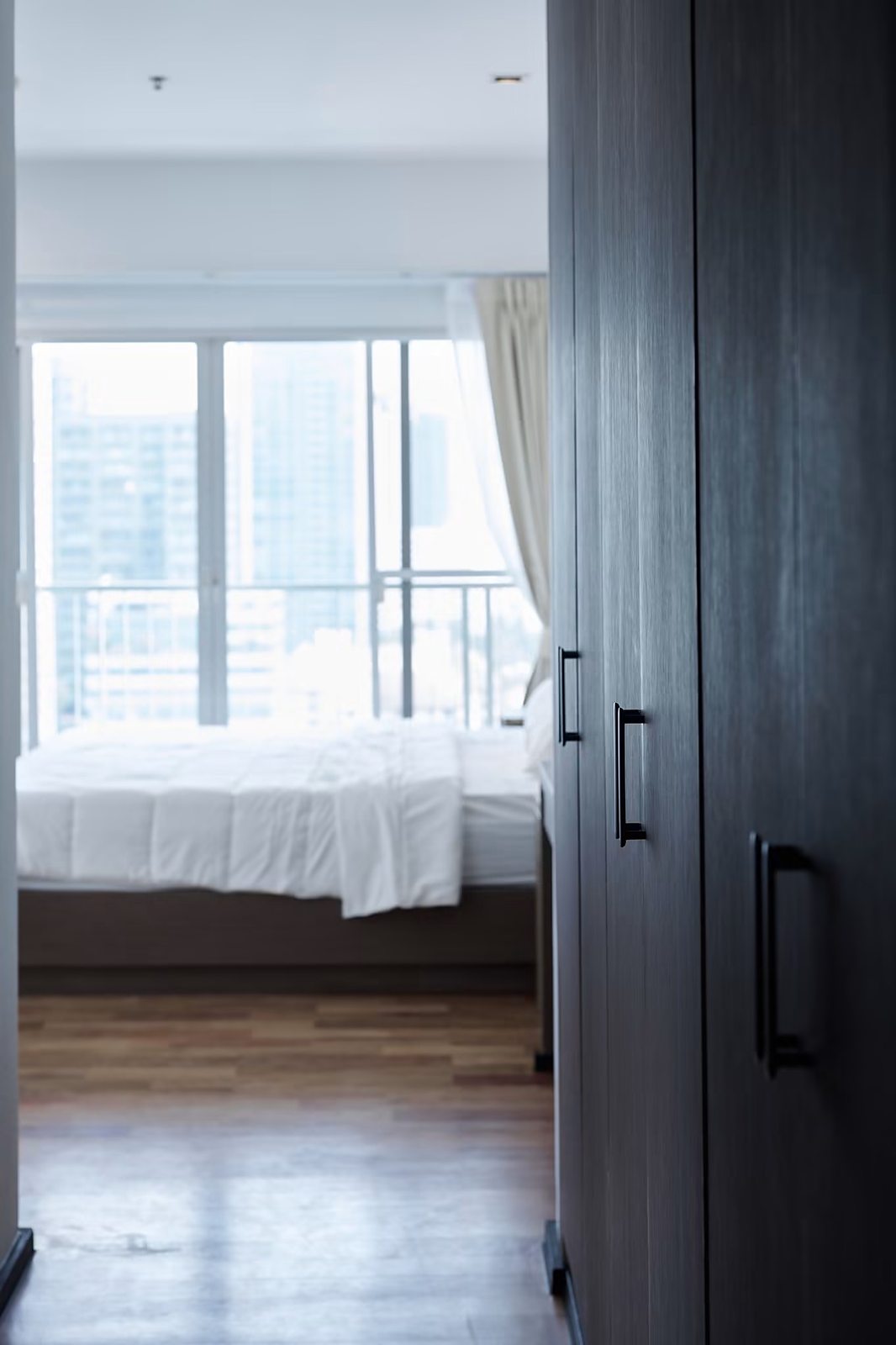 Noble Ora: Bedroom