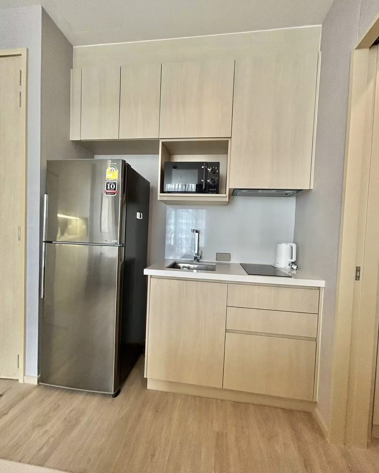 Noble State Sukhumvit 39: Kitchen