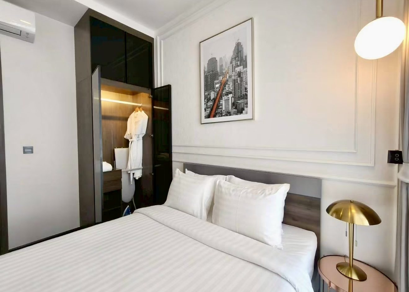 Park Origin Thonglor: Second bedroom