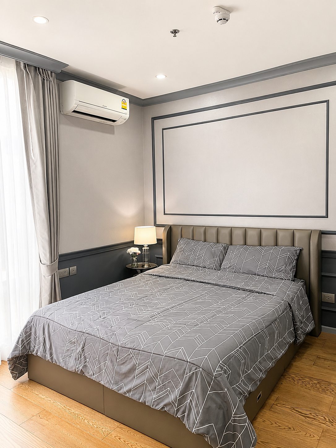 Q Chidlom: Bedroom