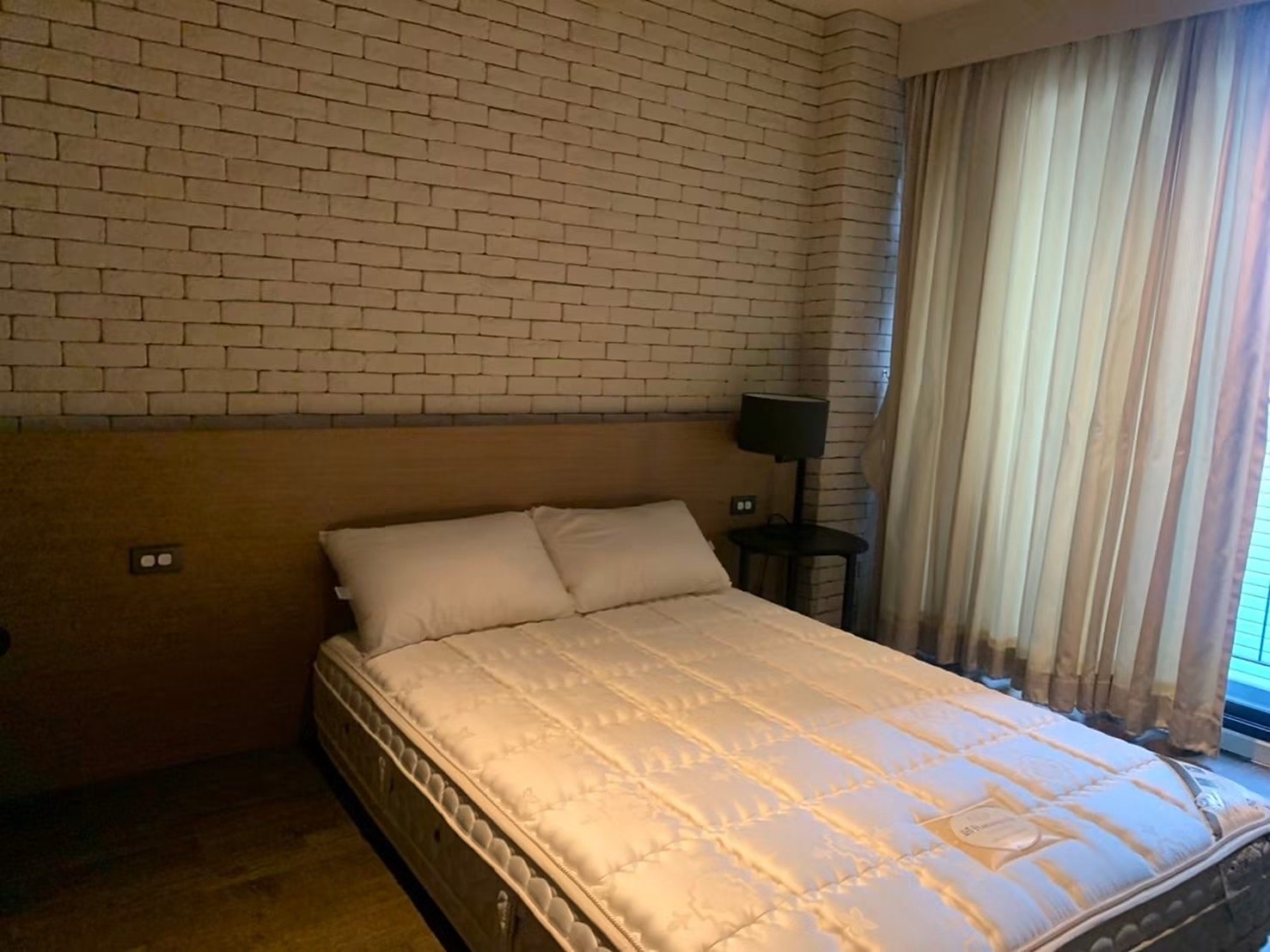 Rende Sukhumvit 23: Bedroom