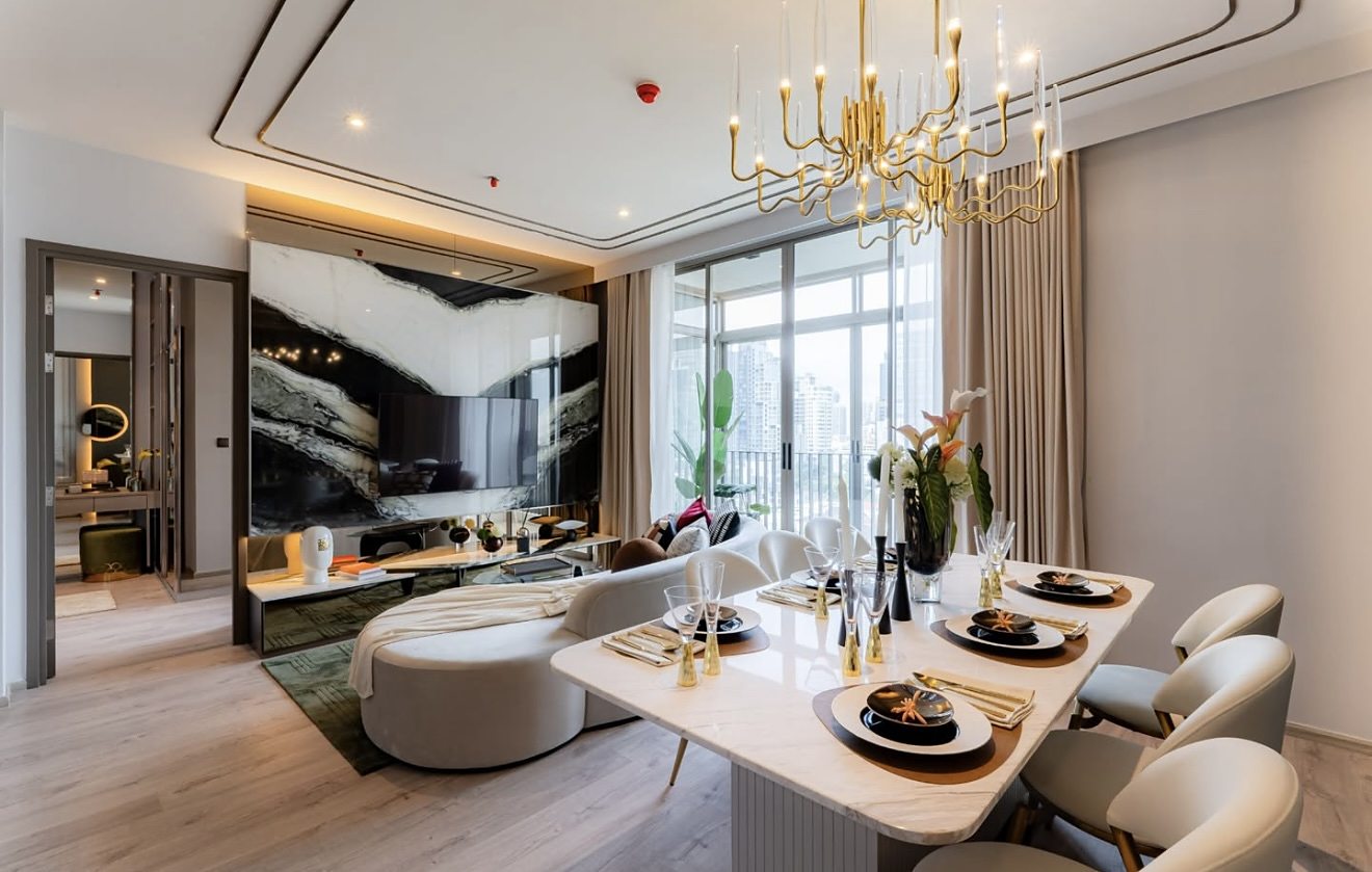 Rhythm Ekkamai Estate: Dining area [show unit]