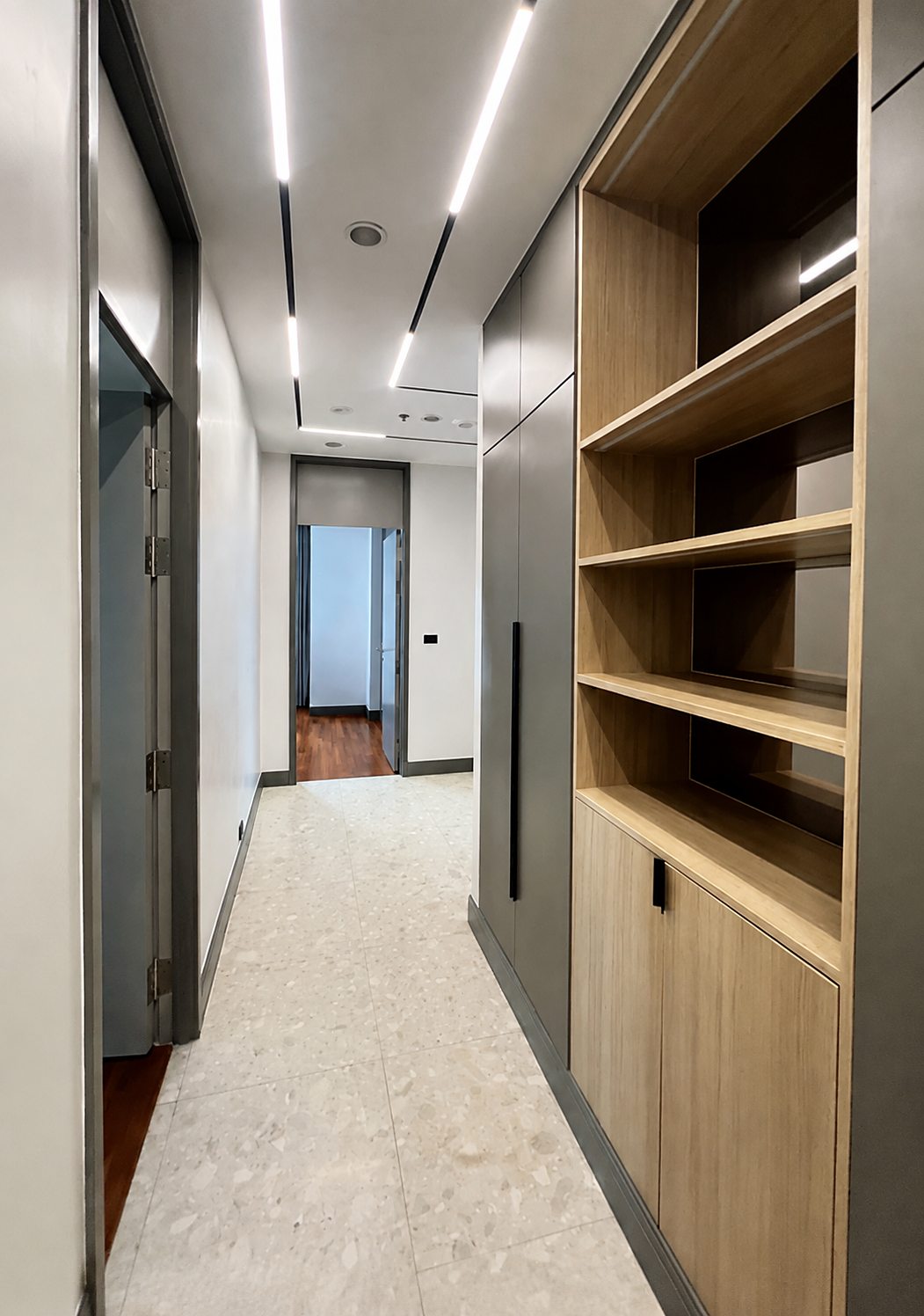 Royal Residence Park: Hallway