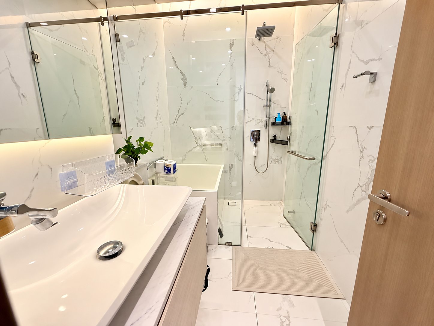 Siamese Sukhumvit 48: Bathroom