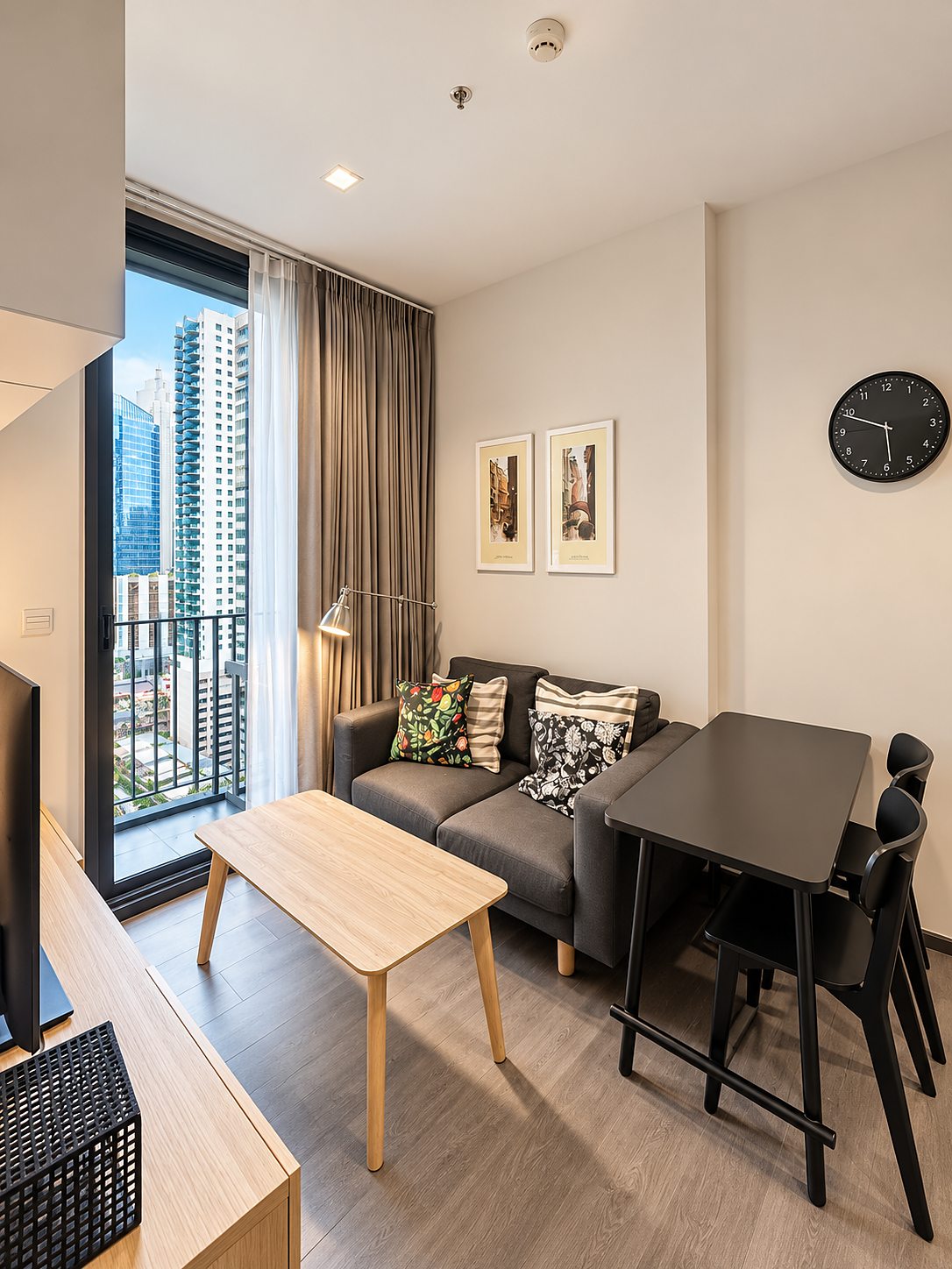 Edge Sukhumvit 23