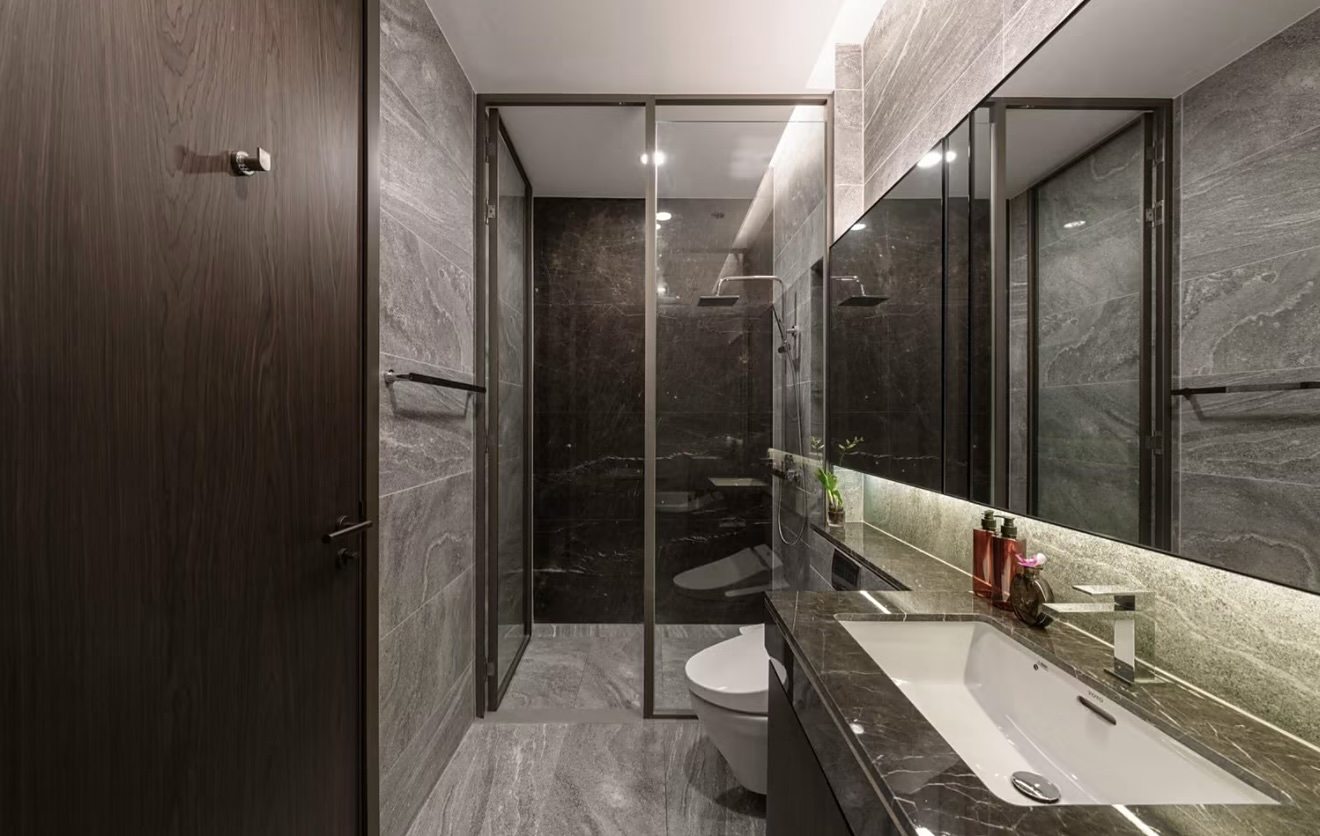 The Esse Sukhumvit 36: Bathroom [show unit]