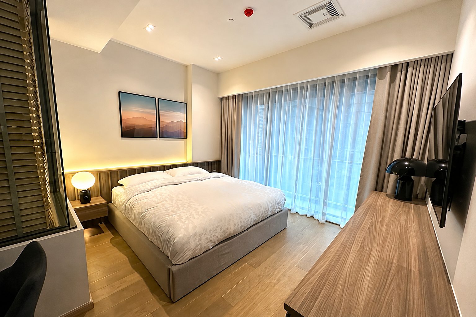 The Strand Thonglor: Bedroom