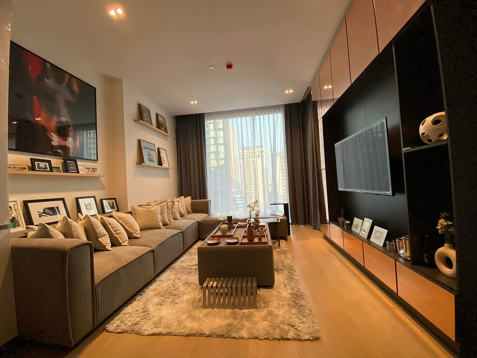 The Strand Thonglor