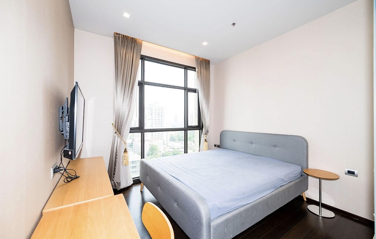 The XXXIX: Second bedroom