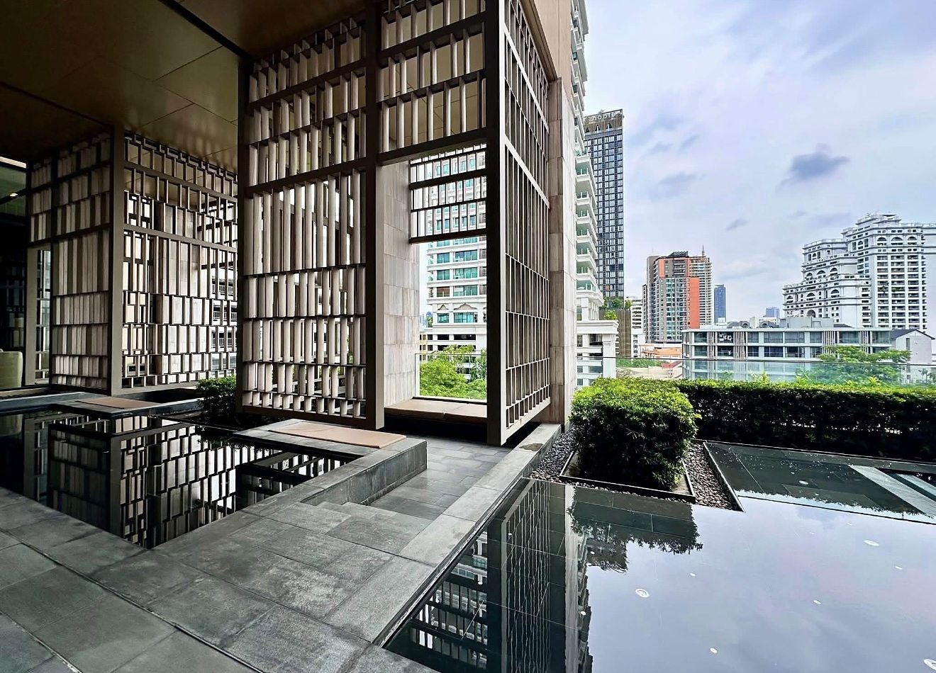 The XXXIX: Water garden terrace