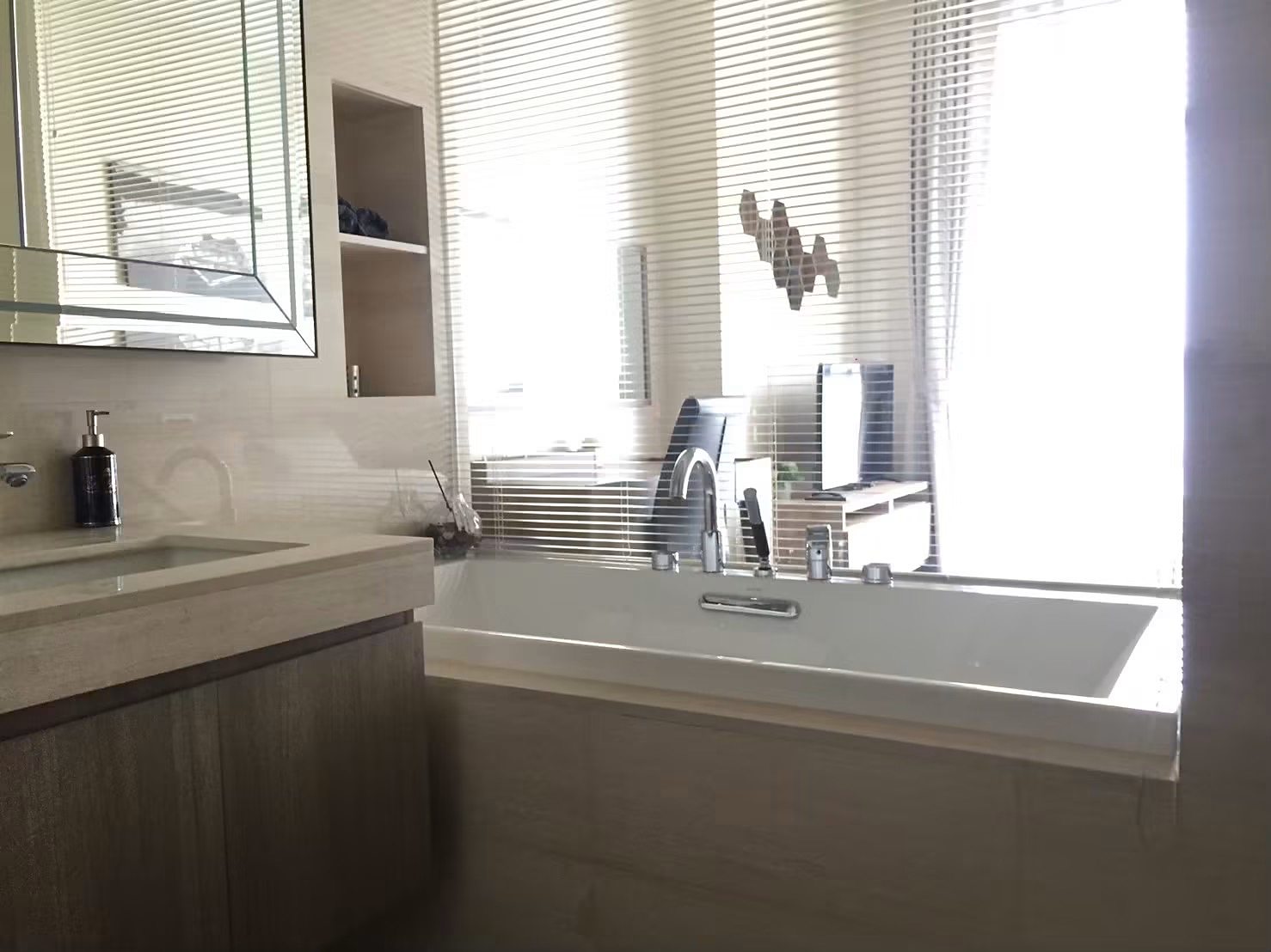 The XXXIX: Bathtub