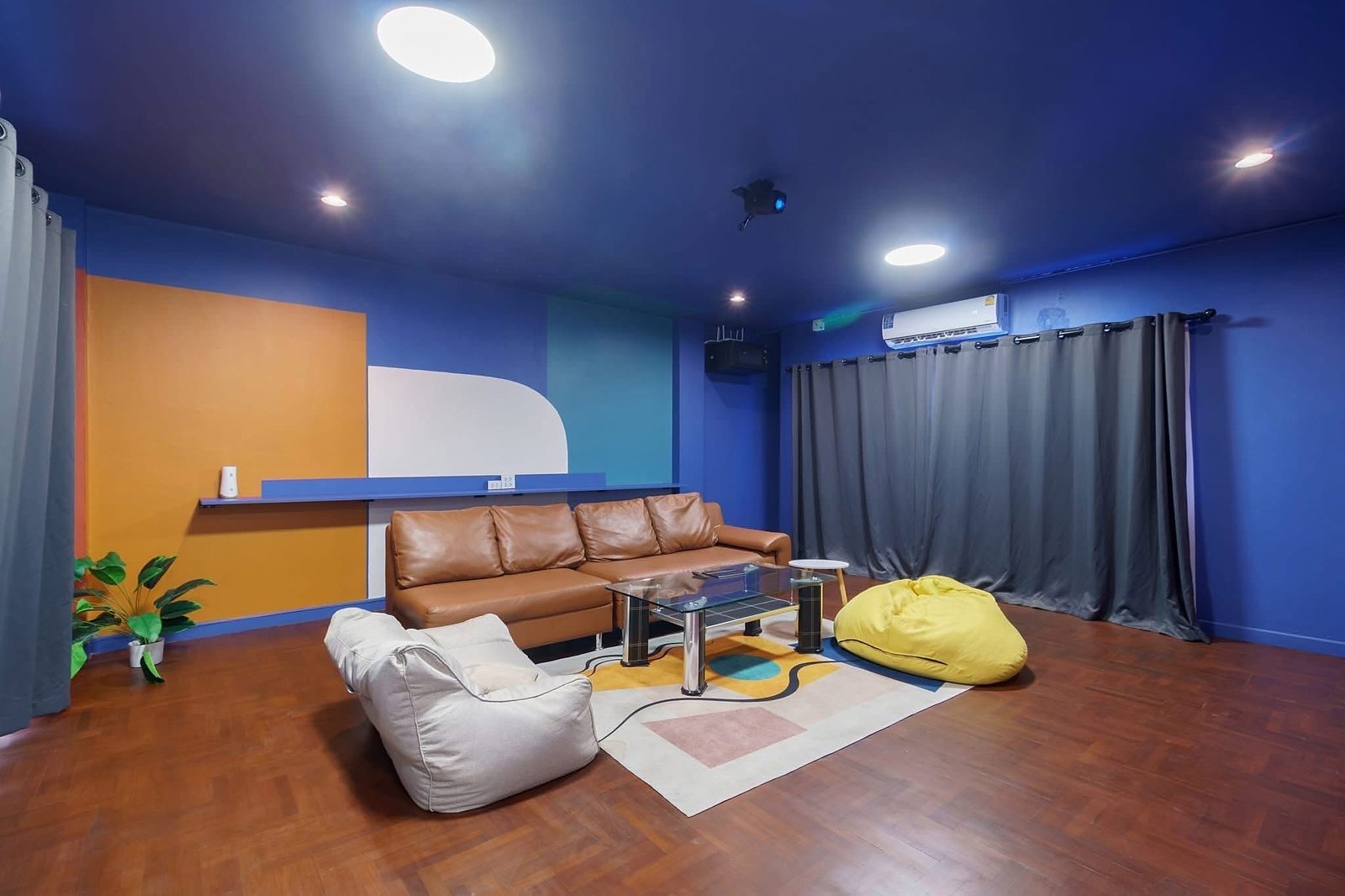 Thonglor Soi 25 – 5-Storey Townhome