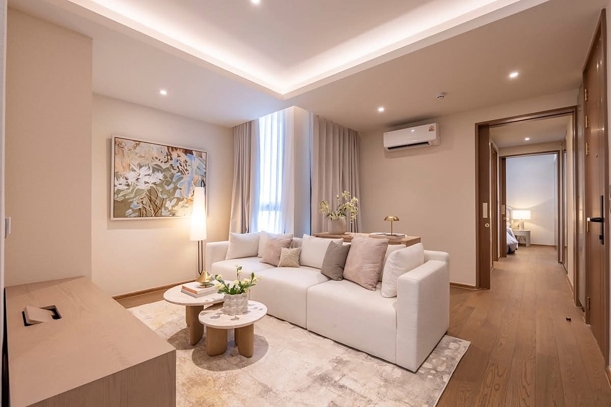 Via 34: Living room